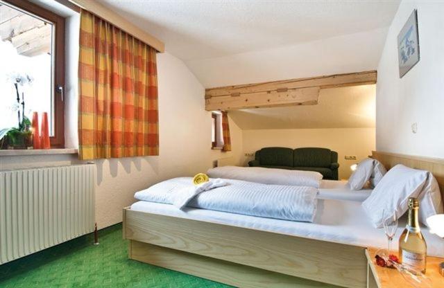 "Quality Hosts Arlberg" Hotel-Gasthof Freisleben Санкт-Антон-ам-Арльберг Экстерьер фото